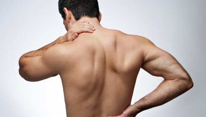 Intervertebral hernia manifests as back pain and contributes to the deterioration of strength